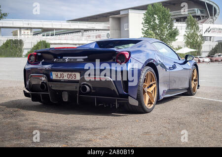 MONTMELO, ESPAGNE-29 septembre 2019 : Ferrari 488 Spider, Bleu vue arrière Banque D'Images