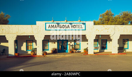 Death Valley Junction, California/USA - 31 octobre 2019 Amargosa Opera House et l'hôtel, l'un des hôtels les plus insolites en Amérique. Banque D'Images