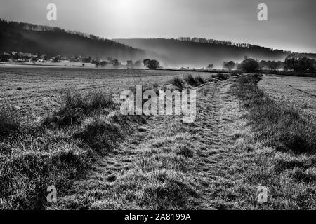 Village vaudois de Gewissenruh, Oberweser, la vallée de la Weser, Weser Uplands, Thuringe, Hesse, Allemagne ; Banque D'Images