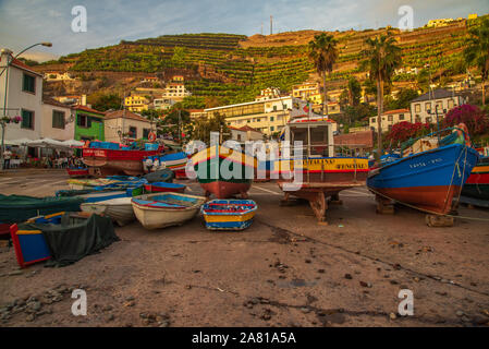 Madère, Portugal. 27 novembre 2019. Camara de Lobos dans l'île de Madère, au Portugal. Banque D'Images