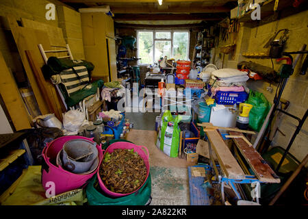 Garage intérieur, Angleterre Banque D'Images