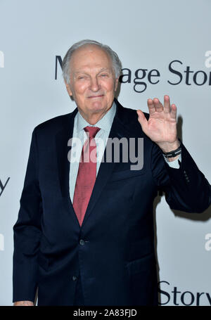 Los Angeles, USA. 06 Nov, 2019. LOS ANGELES, USA. Novembre 06, 2019 : Alan Alda lors de la première de 'mariage' à la DGA Theatre. Photo Credit : Paul Smith/Alamy Live News Banque D'Images