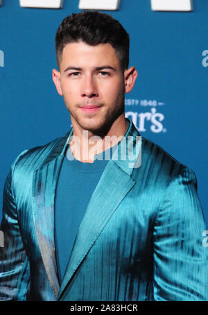 Los Angeles, Californie, USA 5 Novembre 2019 L'acteur et chanteur Nick Jonas assiste à la première mondiale de Lionsgate's 'Midway' le 5 novembre 2019 au Regency Village Theatre de Los Angeles, Californie, USA. Photo de Barry King/Alamy Live News Banque D'Images