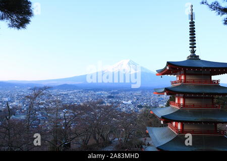 Mt. Fuji, Churieto Pagoda Banque D'Images