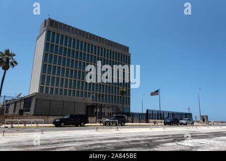 Ambassade américaine à Bajada de los Estados Unidos de América dans le quartier de Vedado à la Havane, Cuba Banque D'Images