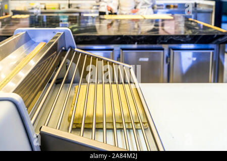 4 Nov 19. Melbourne, Australie. La pâtisserie à la célèbre Lune à Melbourne, Victoria. Banque D'Images