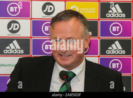 Stade National de Football, Windsor Park, Belfast, Irlande du Nord, Royaume-Uni. 08Th Nov 2019. L'Irlande du manager Michael O'Neill nommé son équipe aujourd'hui pour la finale EURO 2020 crucial groupe admissible C jeux contre les Pays-Bas (16 novembre à Belfast) et en Allemagne (à Francfort le 18 novembre). L'Irlande du Nord se trouvent dans la troisième table derrière les deux pays.Crédit : David Hunter/Alamy Live News. Banque D'Images