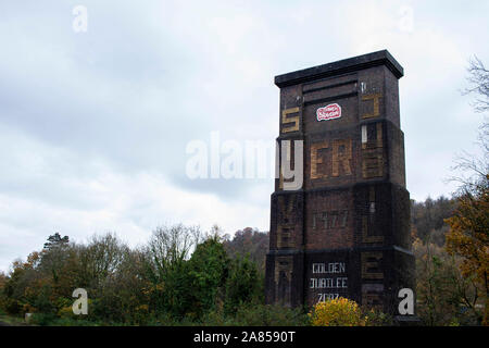 Cardiff, Wales 6/11/19. Un Cofiwch Dryweryn «Tryweryn" (Rappelez-vous) peinture murale située sur un autre pilier du viaduc bien Taffs. Lewis Mitchell. Banque D'Images