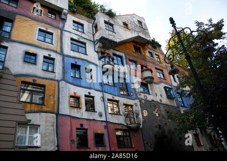 Hundertwasser-Haus, Wien, Österreich/ Vienne, Autriche (nur für redaktionelle Verwendung. Keine Werbung. Http://www.360-berlin.de. Referenzdatenbank : Banque D'Images