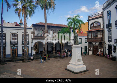 Santa Cruz de La Palma, îles canaries/Espagne ; 10 Septembre 2018 : la Plaza España de maisons anciennes Banque D'Images