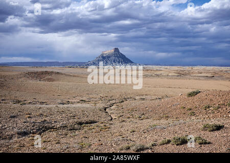 Factory Butte dans l'Utah, USA Banque D'Images