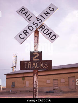 Une ancienne construction de chemins de fer dans la ville de Green River, Utah, USA Banque D'Images