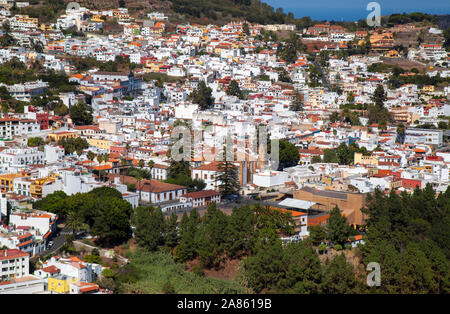 Gran Canaria, octobre, vue aérienne sur la ville historique de Teror Banque D'Images