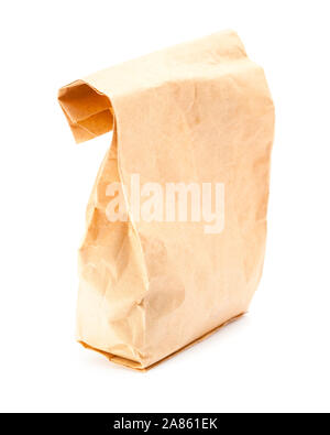 Eco emballages pour marchandises sèches - couche simple sac en papier kraft isolé sur fond blanc Banque D'Images