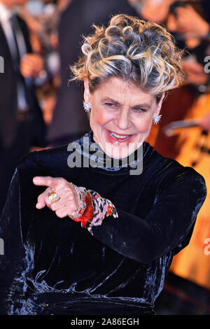 Tokyo, Japon. 06 Nov, 2019. Linda Hamilton participant à la "Terminator : sombre destin' premiere à Shinjuku Kabuki-cho le 6 novembre 2019 à Tokyo, Japan Credit : Geisler-Fotopress GmbH/Alamy Live News Banque D'Images