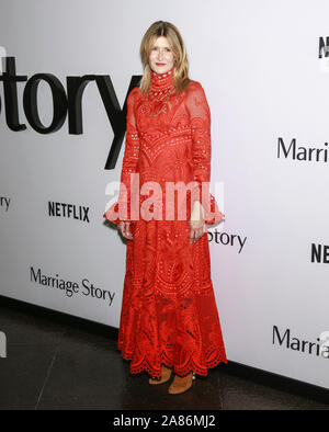 Los Angeles, CA - 05 novembre 2019 : Laura Dern assiste à la première de l'histoire de Netflix 'mariage' à la DGA Theatre Banque D'Images