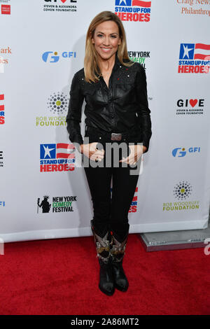 Sheryl Crow assiste à la 13e édition de Stand Up for Heroes au profit de la Fondation Bob Woodruff Au Théâtre Hulu sur Novembre 04, 2019 à New York. Banque D'Images