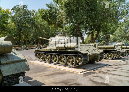 Tachkent, Ouzbékistan - Septembre 03, 2018 : Ancienne Union Soviétique célèbre tank - T34, qui a été utilisé pendant la SECONDE GUERRE MONDIALE, musée militaire de plein air Banque D'Images