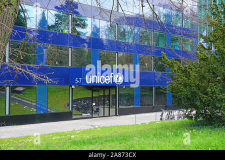 Genève, Suisse - 5 APR 2019- Vue extérieure du bâtiment du siège de l'UNICEF, une organisation internationale basée à Genève, Suisse. Banque D'Images