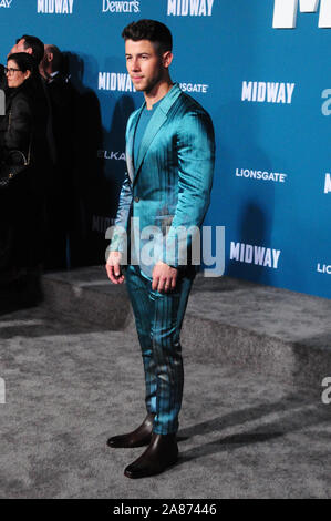 Los Angeles, Californie, USA 5 Novembre 2019 L'acteur et chanteur Nick Jonas assiste à la première mondiale de Lionsgate's 'Midway' le 5 novembre 2019 au Regency Village Theatre de Los Angeles, Californie, USA. Photo de Barry King/Alamy Stock Photo Banque D'Images