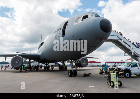 VANDALIA, OHIO / USA - 23 juin 2018 : Un United States Air Force KC-10 Extender au 2018 Vectren Airshow Dayton. Banque D'Images