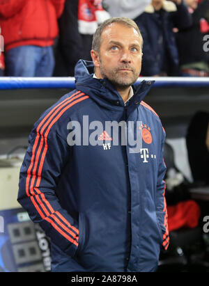 Munich, Allemagne. Nov 6, 2019. Entraîneur-chef intérimaire Hans-Dieter Flick du Bayern Munich réagit devant un groupe B de la Ligue des Champions entre le FC Bayern Munich match de l'Allemagne et de l'Olympiakos Le Pirée de Grèce à Munich, Allemagne, le 6 novembre 2019. Crédit : Philippe Ruiz/Xinhua/Alamy Live News Banque D'Images