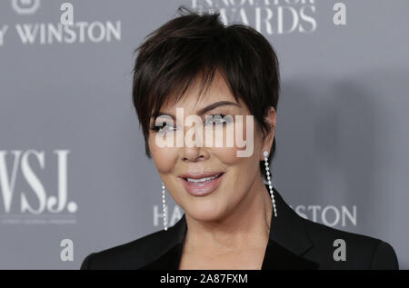 New York, États-Unis. 06 Nov, 2019. Kris Jenner arrive sur le tapis rouge à la WSJ Mag 2019 Prix de l'innovateur au Musée d'Art Moderne le mercredi, Novembre 06, 2019 à New York. Photo de John Angelillo/UPI UPI : Crédit/Alamy Live News Banque D'Images