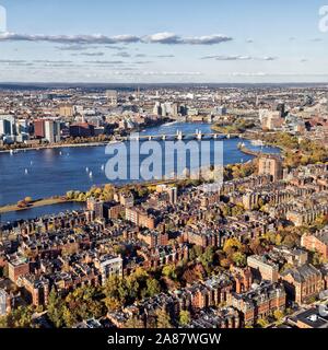 Voir à partir de la Prudential Tower à Beacon Hill et Charles River, Boston, Massachusetts, New England, USA Banque D'Images