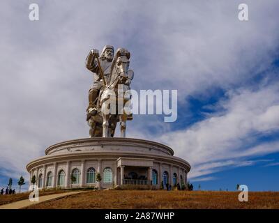 Gengis Khan statue équestre, Gengis Khan parc à thème, Chinggis Khaan, Tsonjin Boldog complexes statue, Mongolie Banque D'Images