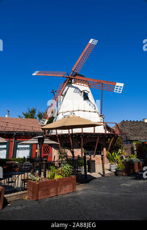 Solvang Brewing company moulin, le règlement danois de Solvang, comté de Santa Barbara, Californie, États-Unis d'Amérique. Banque D'Images