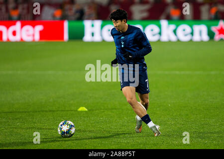 Belgrade, Serbie. Nov 6, 2019. Fils Heung-min de Tottenham se réchauffe. Credit : Nikola Krstic/Alamy Live News Banque D'Images