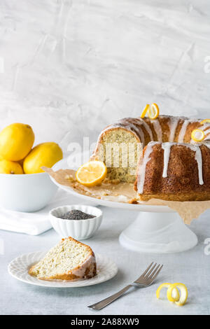 Gâteau bundt-graines de citron. Banque D'Images