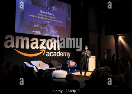 AMAZON ACADEMY PARIS Banque D'Images