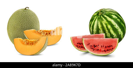 Rayé vert, melon cantaloup et melon avec des tranches dans une section, isolé sur fond blanc avec espace pour copier du texte ou des images. Moelleux Banque D'Images