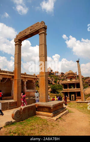 Les Indiens visitant Fort Chitradurga, Karnataka, Inde Banque D'Images