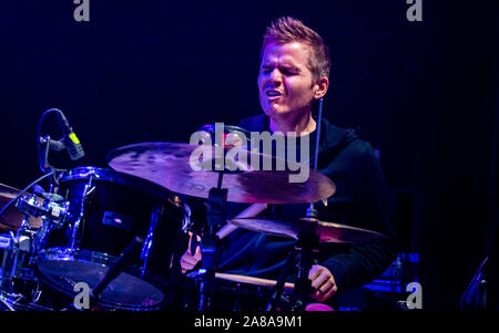 Sirintip soutenir Snarky Puppy à l'O2 Academy de Bournemouth. Image : Charlie Raven/Alamy Banque D'Images