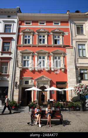 Maisons-Heppener au Market Square Rynok, Lviv, Ukraine Banque D'Images