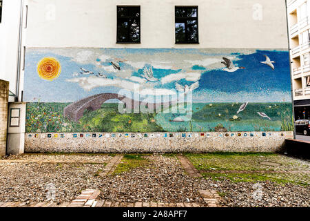 CITYarts mur de la paix, Berlin, Allemagne. Une partie de l'esprit Programme theYoung Construire des ponts. Banque D'Images