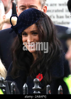 Avec son mari, le prince Harry (Duc de Sussex), Meghan Markle (Duchesse de Sussex) ont assisté à l'ouverture du champ du souvenir à l'abbaye de Westminster aujourd'hui. L'Abbaye de Westminster, Londres, 7 novembre 2019. Banque D'Images