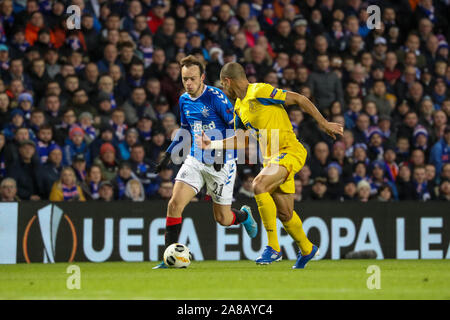 Glasgow, Royaume-Uni. 07Th Nov, 2019. Glasgow Rangers ont joué leur quatrième l'UEFA Europa League groupe G à leur terre d'accueil, stade Ibrox, Glasgow contre le FC Porto du Portugal. C'était le match retour contre Porto lorsque le score était un nul à 1 -1 à l'Estádio do Dragão et c'était un match important pour les deux équipes. Rangers a remporté 2 -0. Credit : Findlay/Alamy Live News Banque D'Images