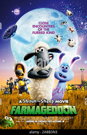 Un film Shaun le mouton : Livre Farmageddon (2019) réalisé par Will Becher et Richard Phelan et avec Andy Nyman, Justin Fletcher, Joe Sugg et Kate Harbour. Shaun le mouton aide un brin alien trouver une façon maison. Banque D'Images