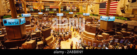 Portrait d'un groupe de personnes dans une bourse, bourse de New York, Manhattan, New York City, New York State, USA Banque D'Images