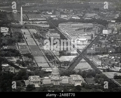 Photographie de Vue aérienne de la capitale américaine et le Triangle fédéral le 15 juin 1938 Banque D'Images