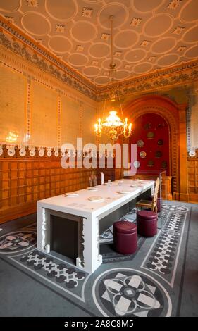 Salle à manger, pavillon de chasse Granitz, Binz, l'intérieur, l'île Rugen, Mecklenburg-Vorpommern, Allemagne Banque D'Images