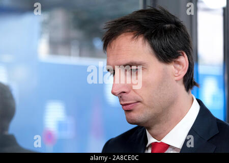 Bruxelles, Belgique. 8 novembre 2019. Le ministre des Finances néerlandais Wopke Hoekstra assiste à la réunion des ministres européens des Finances. Credit : ALEXANDROS MICHAILIDIS/Alamy Live News Banque D'Images