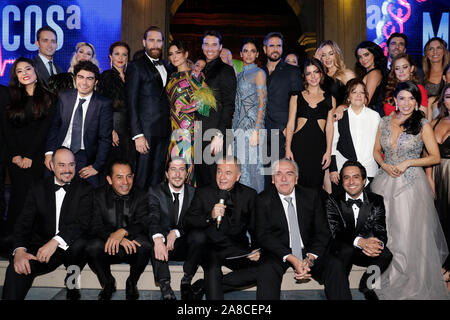 Presentación de la telenovela "Médicos Línea de Vida", production de José Alberto "El Güero" Castro que se estrena en la televisión mexicana. Banque D'Images