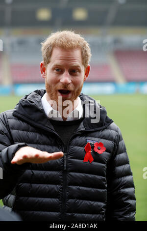 Le duc de Sussex Terrence Higgins Trust participe à un événement au Twickenham Stoop, National, en amont de la semaine de dépistage du VIH. Banque D'Images