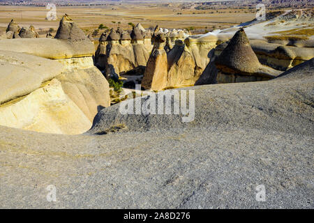 Pasabaglari cheminées de fées parc est cette vallée à couper le souffle est bien connu pour les plus divers collection de cheminées de fées de Cappadoce, Anatolie, Banque D'Images