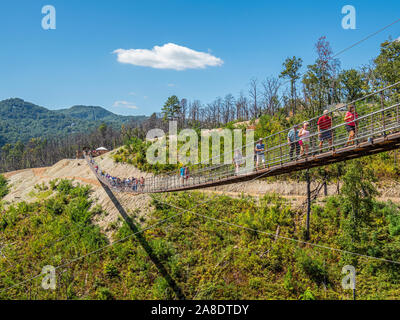 Skybridge suspension piétonne de Gatlinburg dans les Great Smoky Mountains Resort Ville de Gatlinburg Tennessee aux États-Unis Banque D'Images