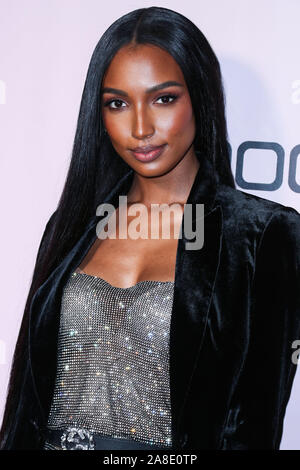 WEST HOLLYWOOD, LOS ANGELES, CALIFORNIE, USA - 07 novembre : Modèle Jasmine Tookes arrive à l'boohoo x tout ce qui brille Fête de lancement tenue à Nightingale Plaza le 7 novembre 2019 à West Hollywood, Los Angeles, Californie, États-Unis. (Photo par Xavier Collin/Image Press Office) Banque D'Images